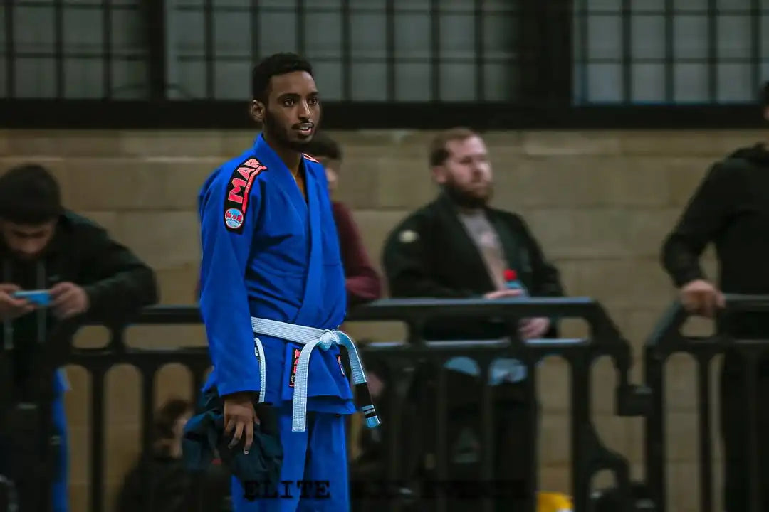 Blue jiu-jitsu gi.